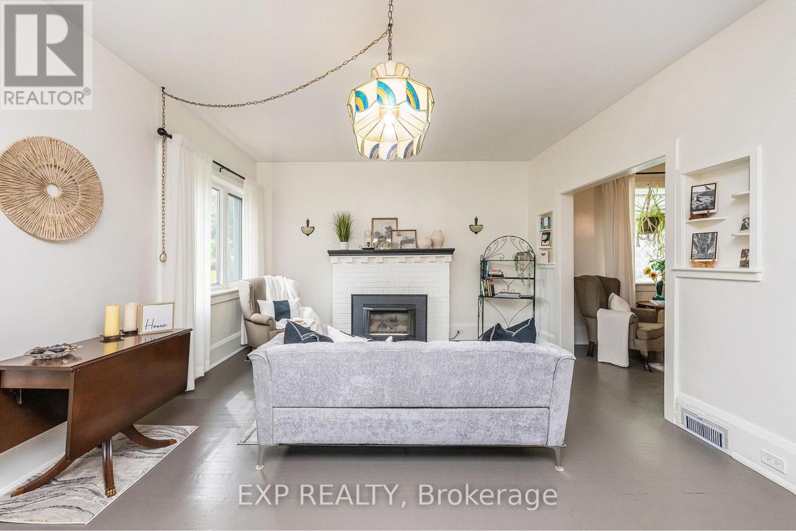 7 Third Avenue Property Photo 11