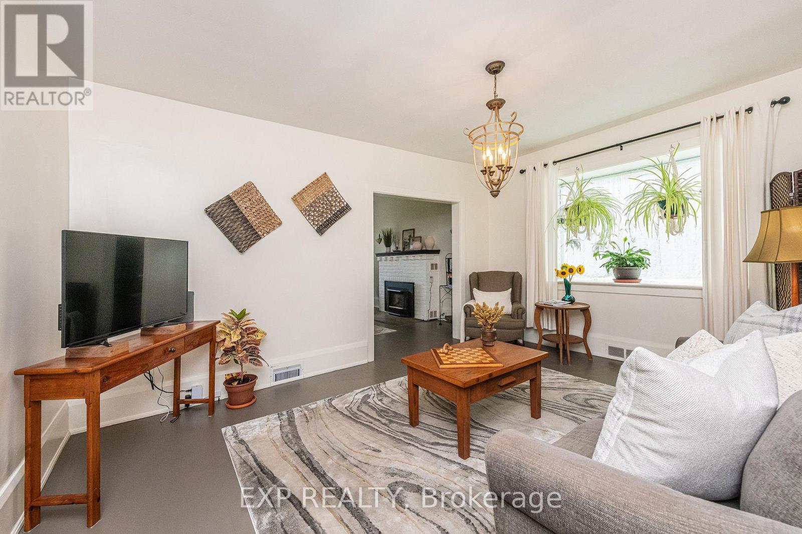 7 Third Avenue Property Photo 15