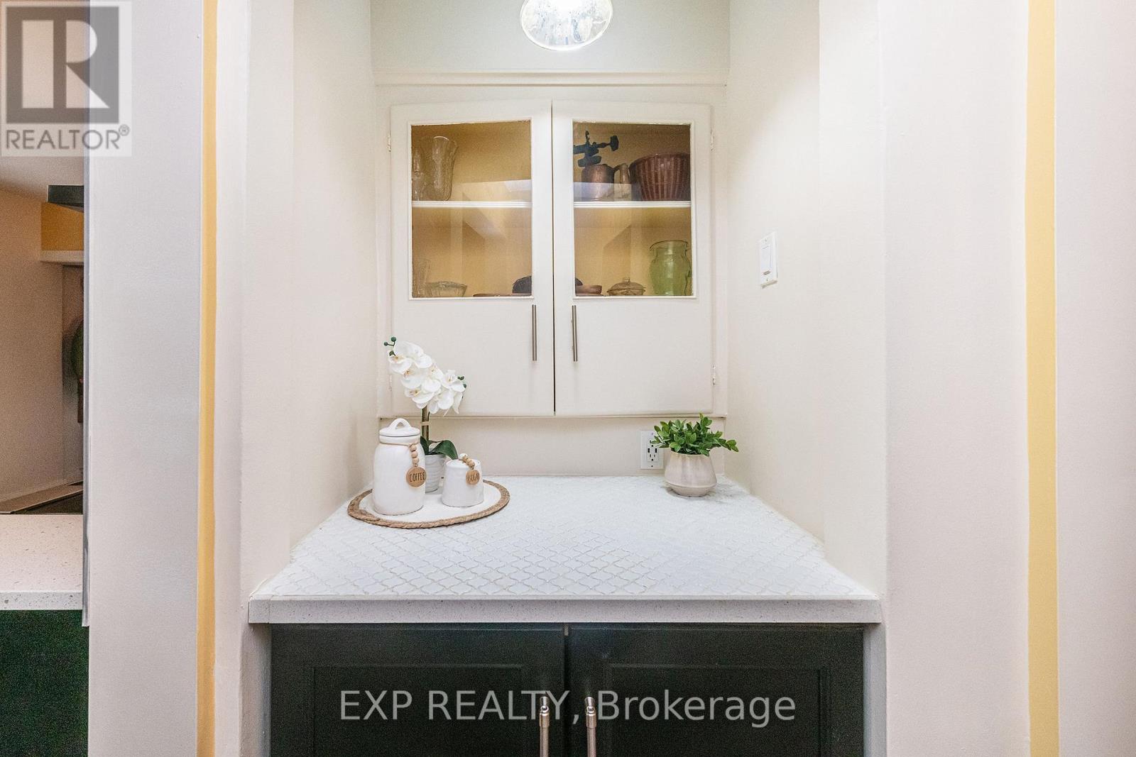7 Third Avenue Property Photo 24