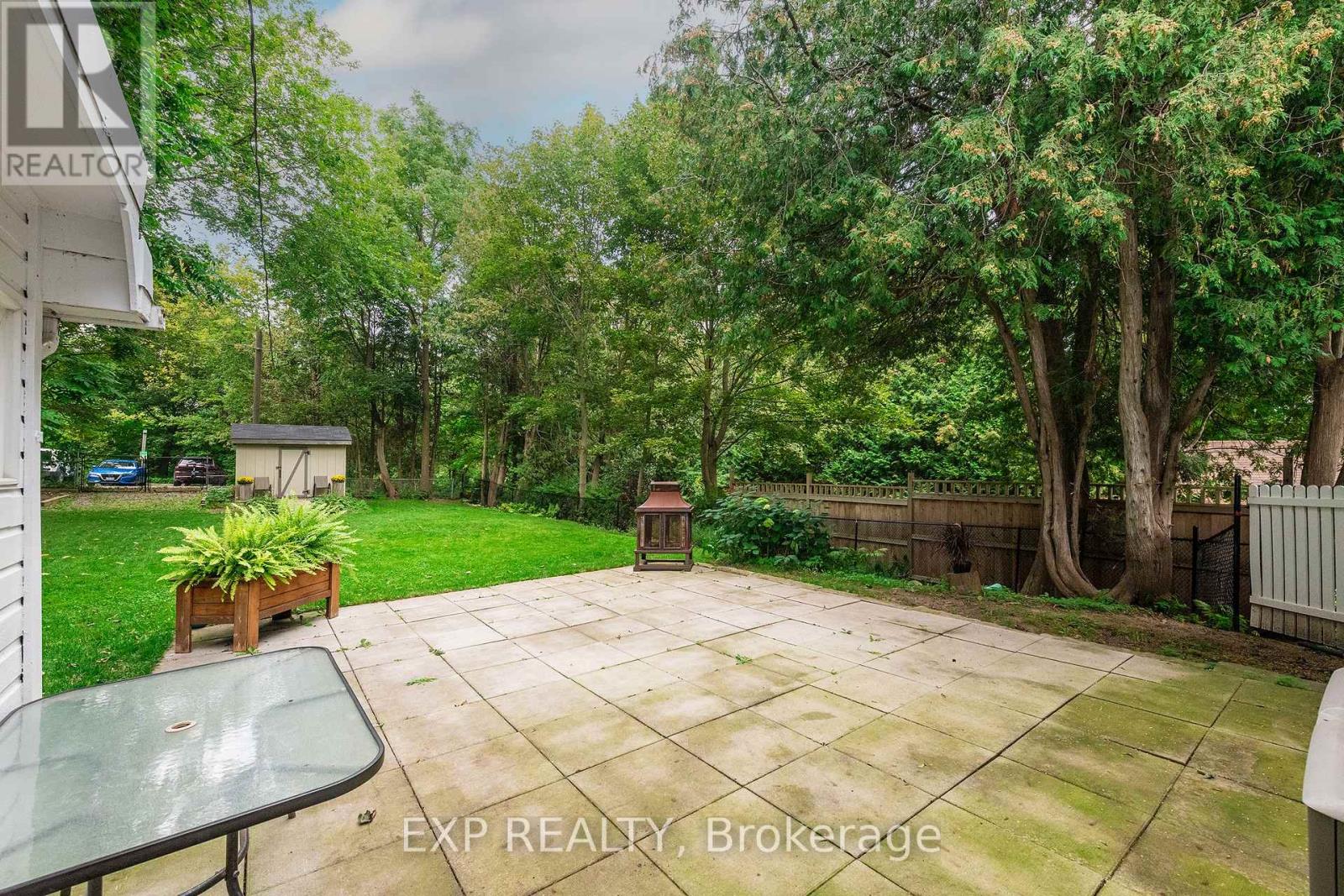 7 Third Avenue Property Photo 40