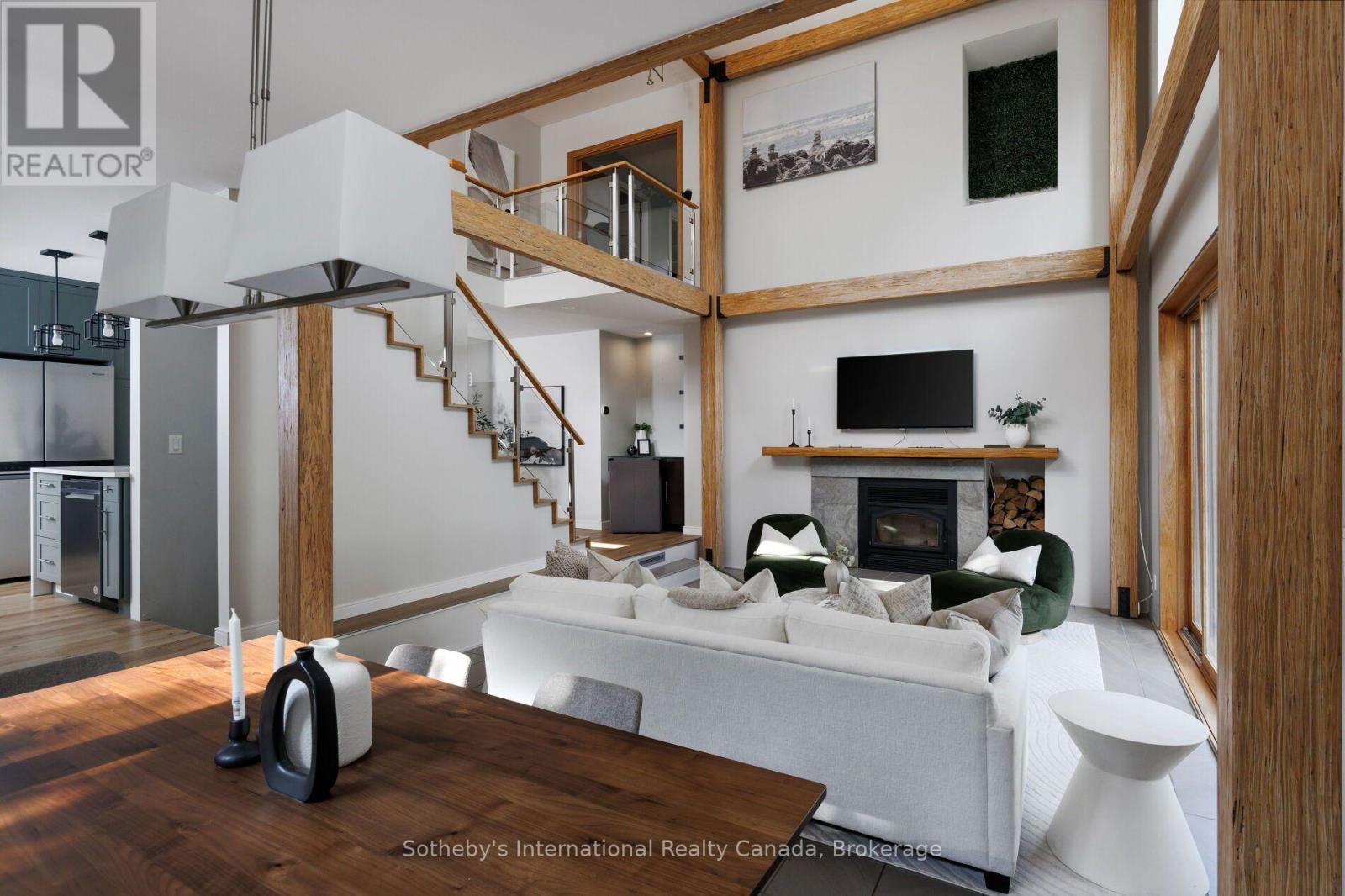 1318 Ario Road Property Photo 14