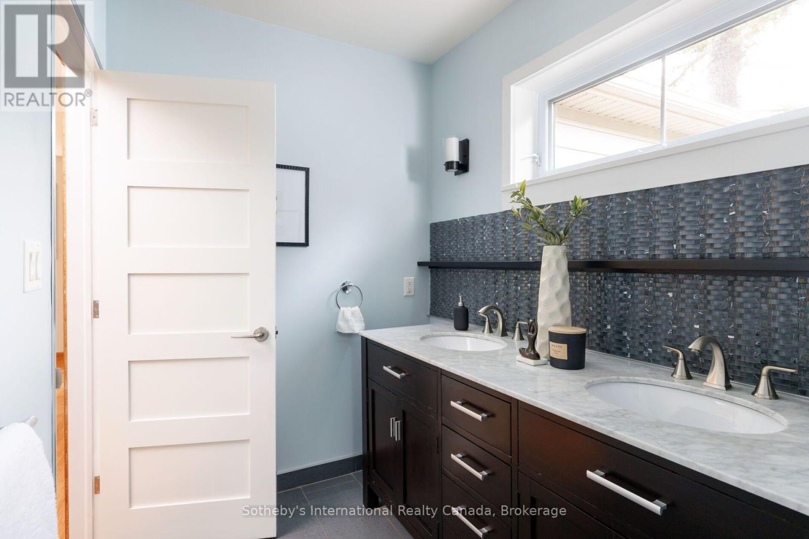 1318 Ario Road Property Photo 33
