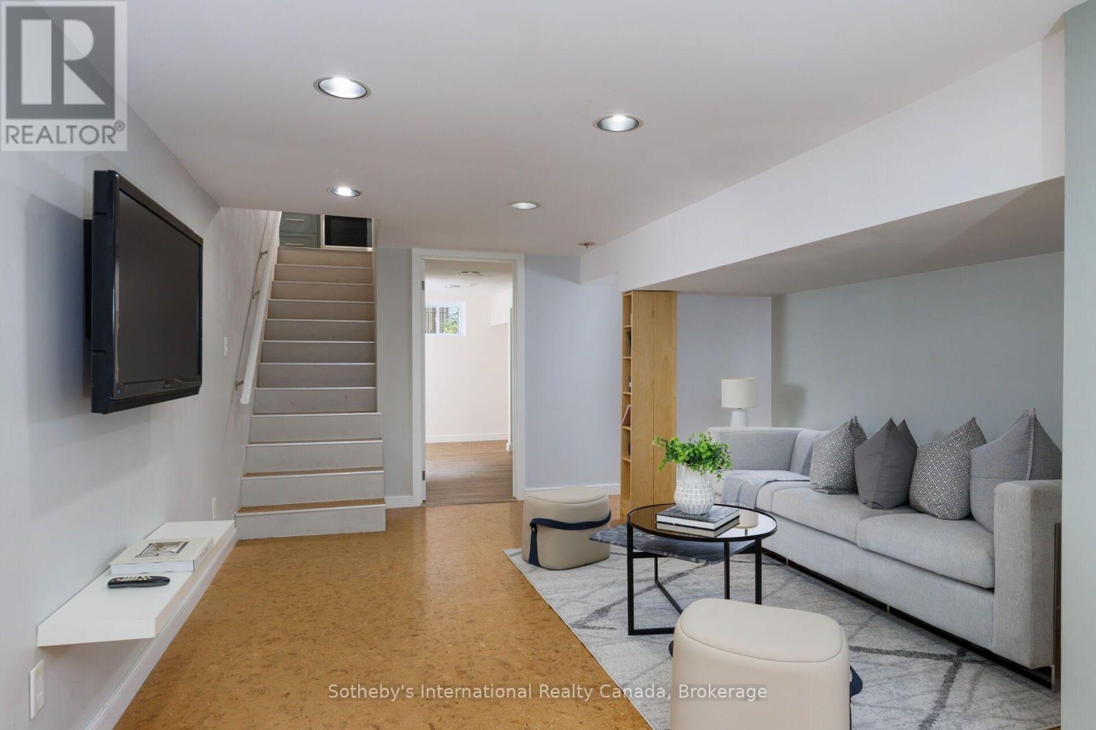 1318 Ario Road Property Photo 40