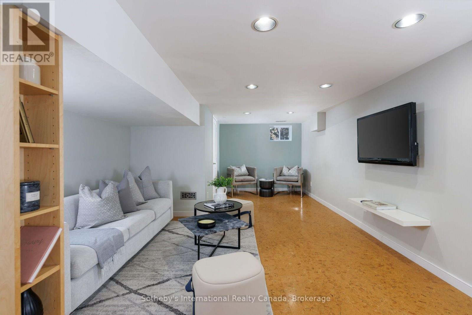 1318 Ario Road Property Photo 41