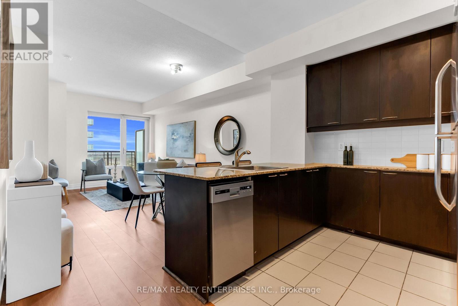 3309 - 385 Prince Of Wales Drive Property Photo 10