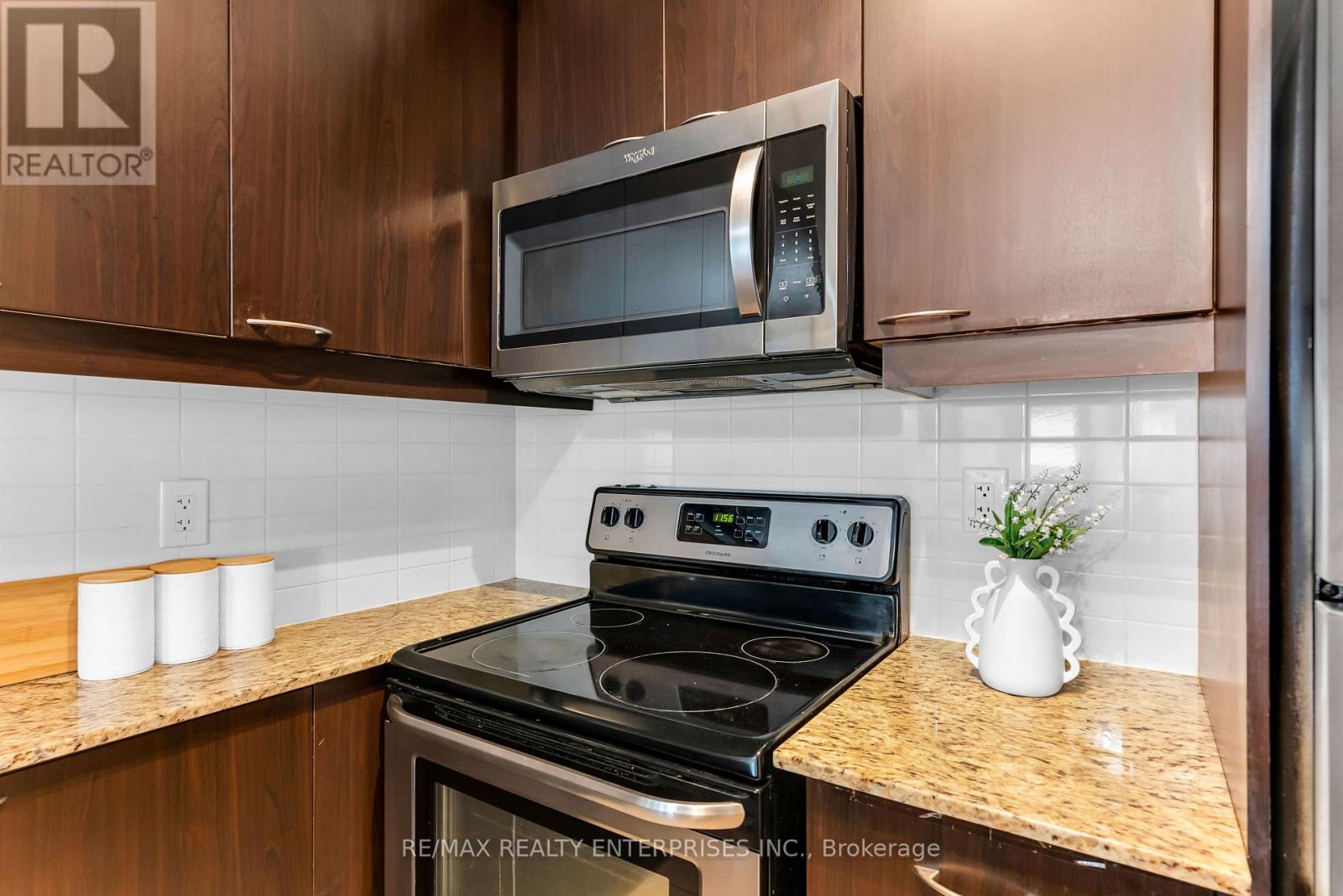 3309 - 385 Prince Of Wales Drive Property Photo 14