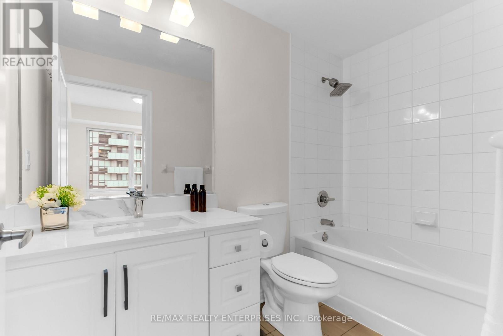 3309 - 385 Prince Of Wales Drive Property Photo 28
