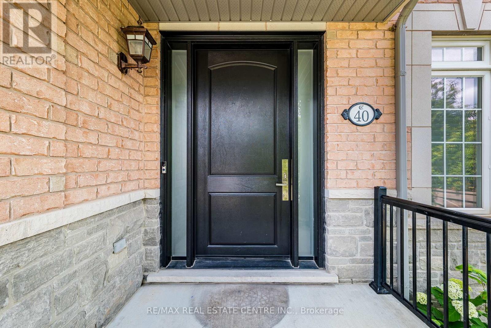 40 Cachet Court Property Photo 3