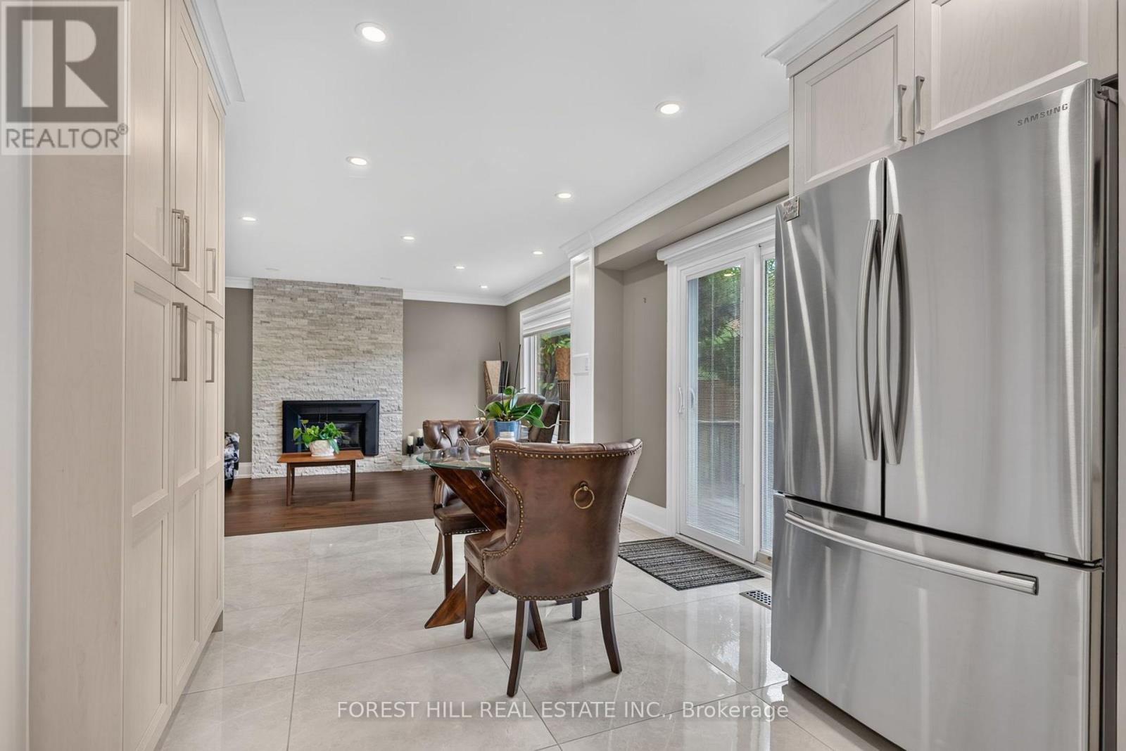 26 Pretty Place Property Photo 14