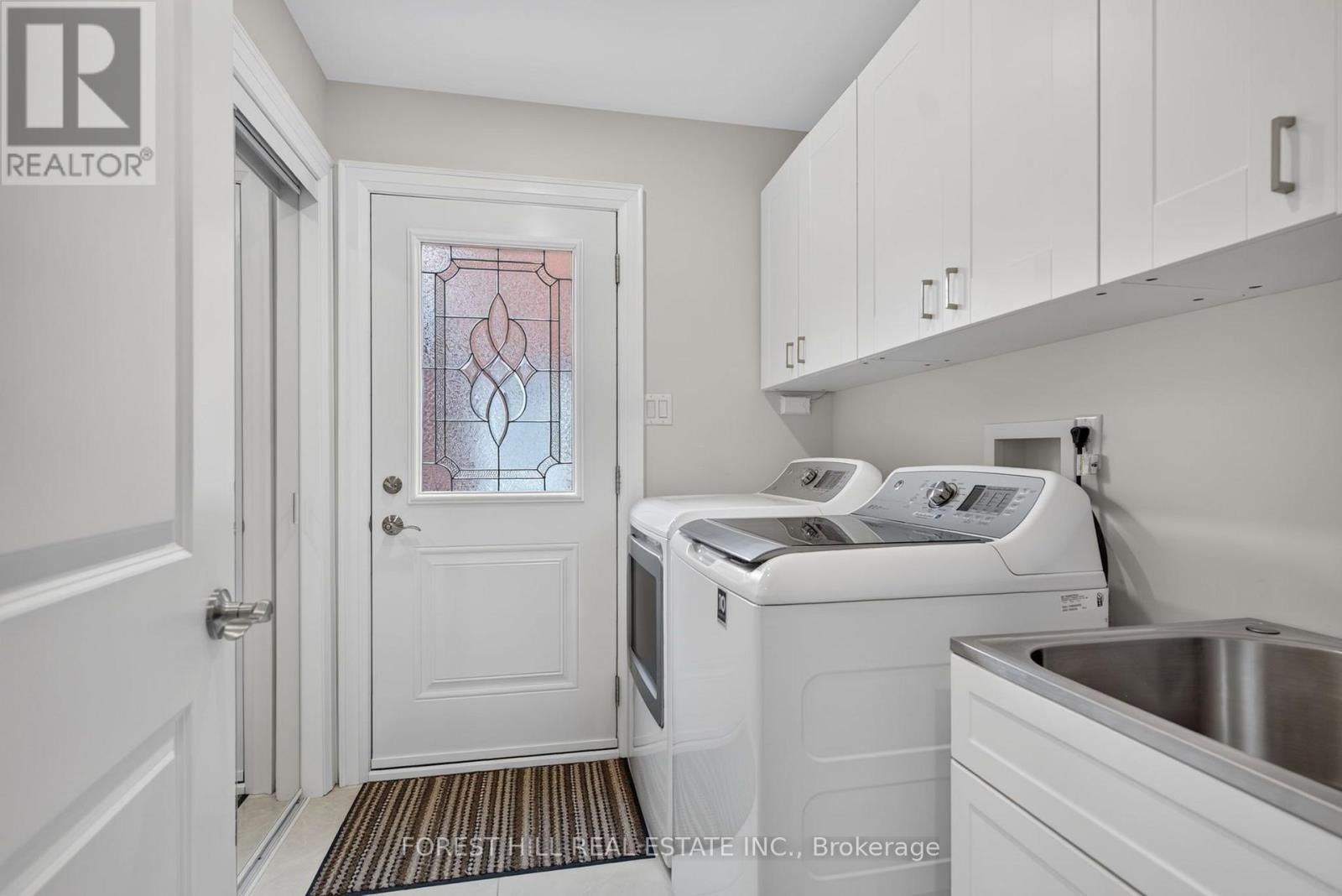 26 Pretty Place Property Photo 22