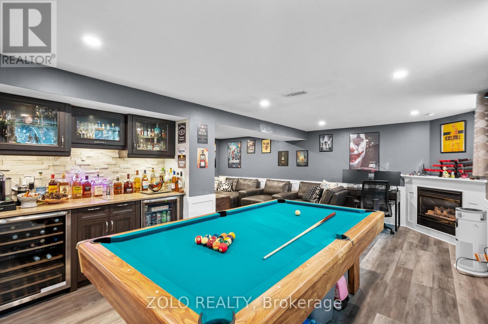 442 Queen Mary Drive Property Photo 24