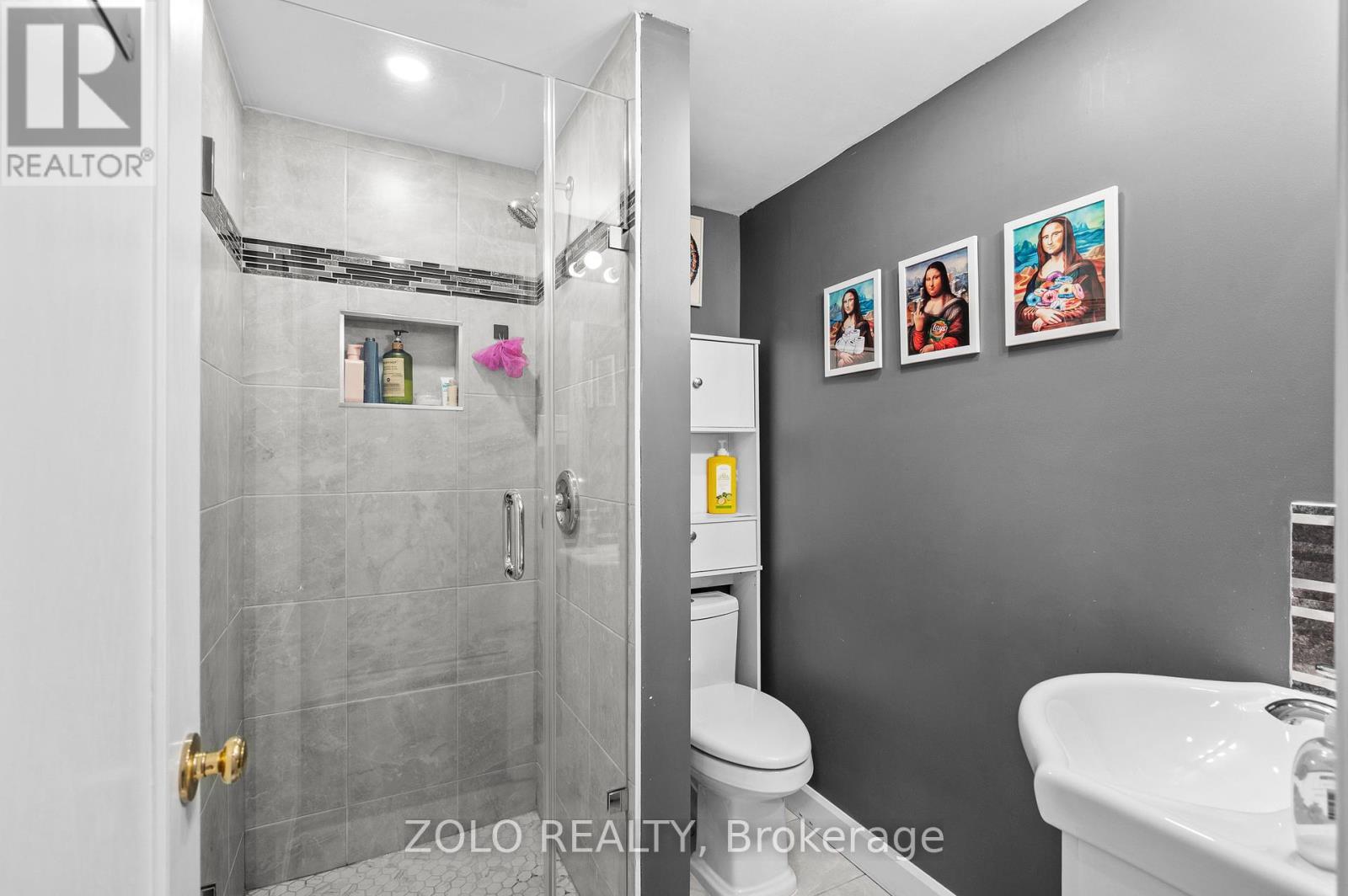 442 Queen Mary Drive Property Photo 30