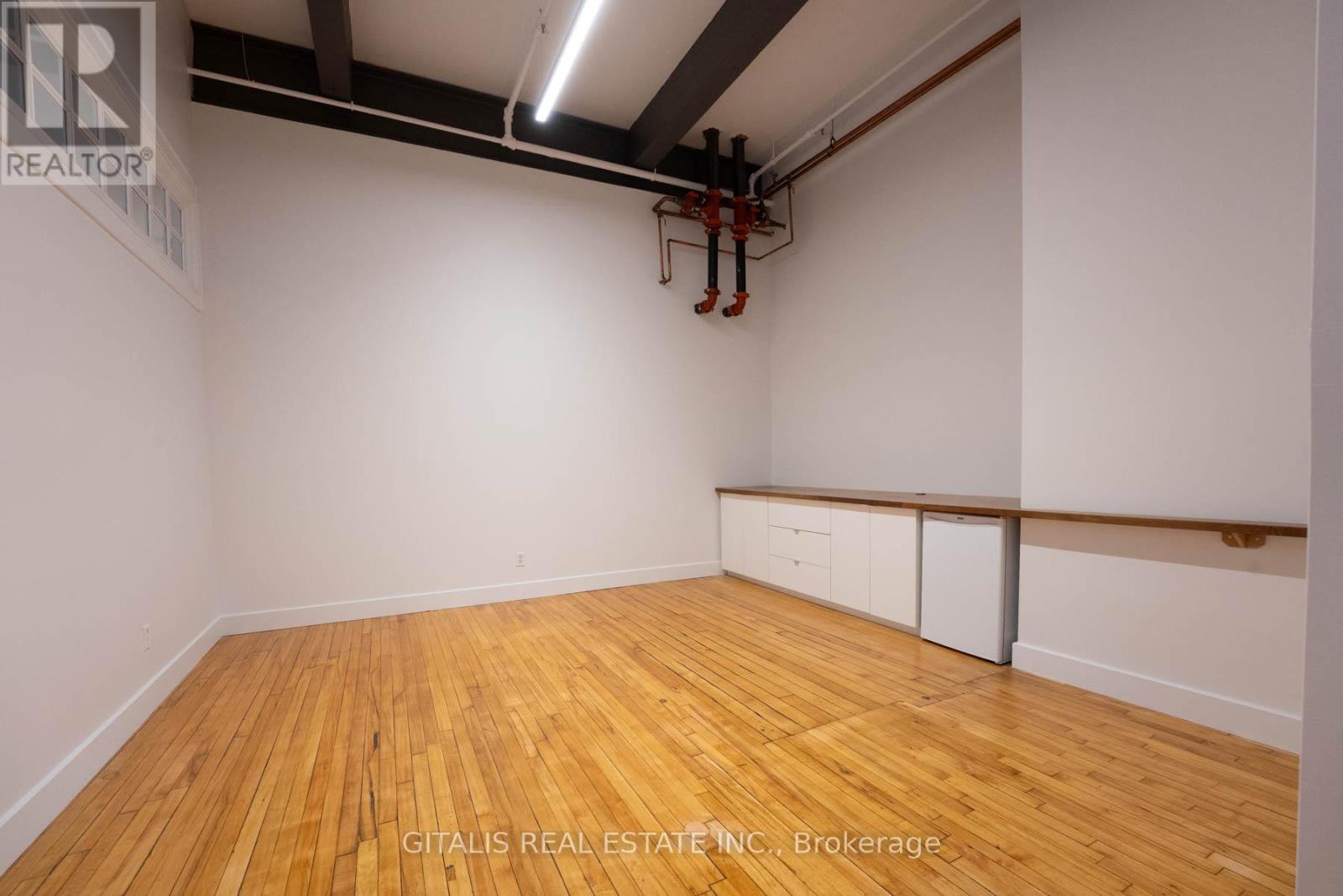 102a - 219 Dufferin Street Property Photo 5