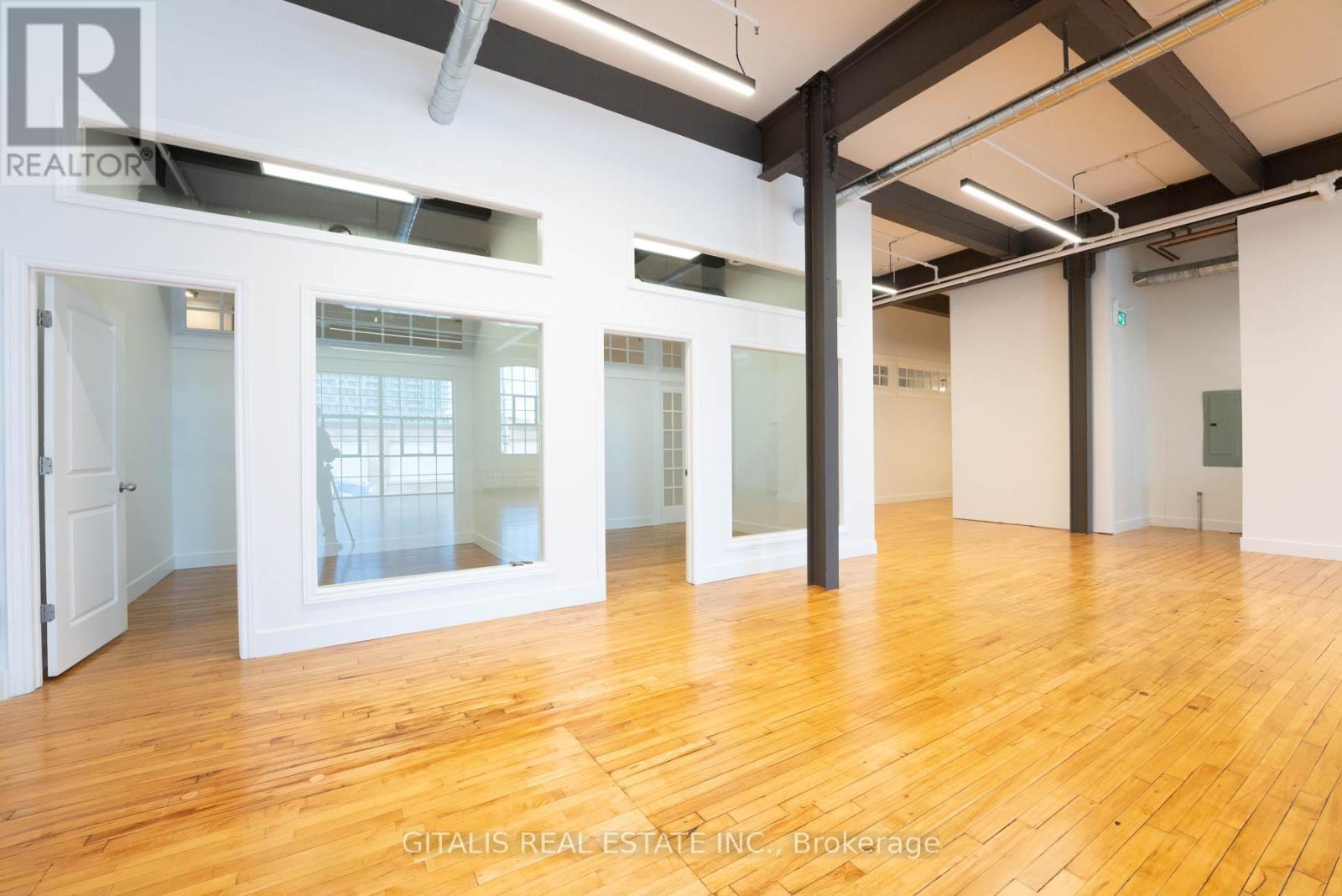 102a - 219 Dufferin Street Property Photo 6