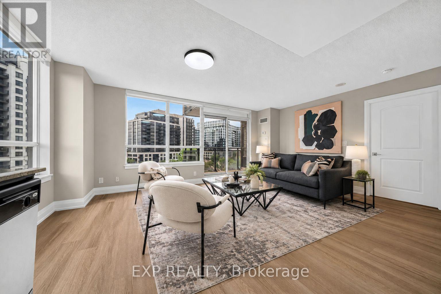 612 - 1 De Boers Drive Property Photo 12