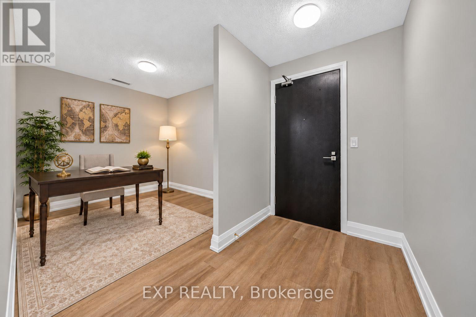 612 - 1 De Boers Drive Property Photo 17