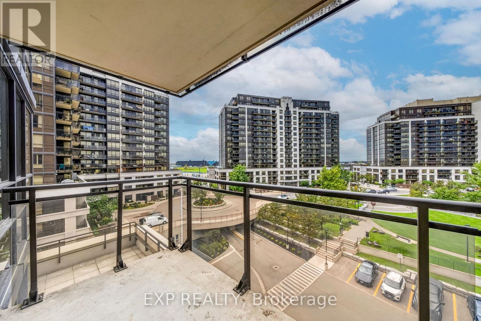 612 - 1 De Boers Drive Property Photo 28