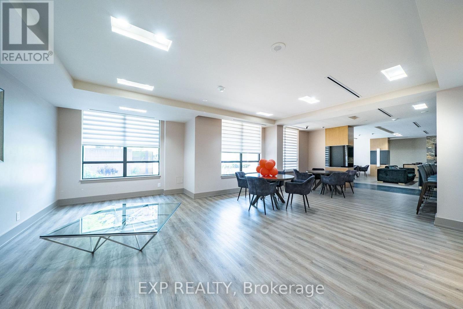 612 - 1 De Boers Drive Property Photo 34