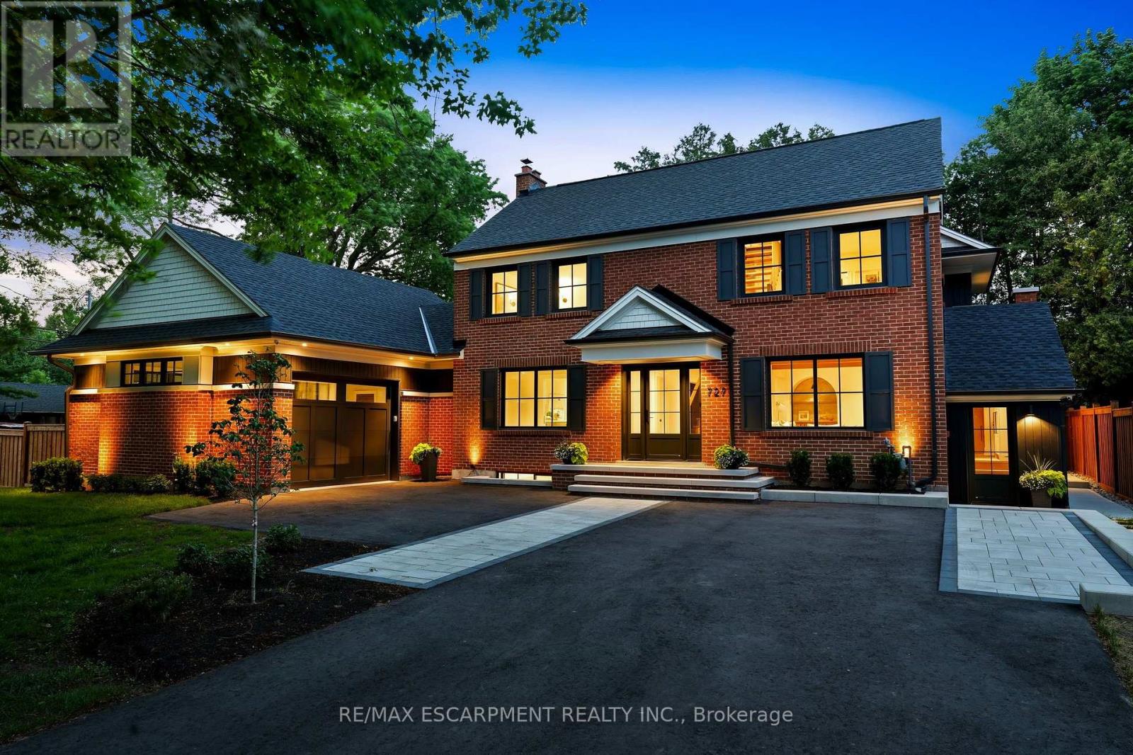 727 King Road Property Photo 1