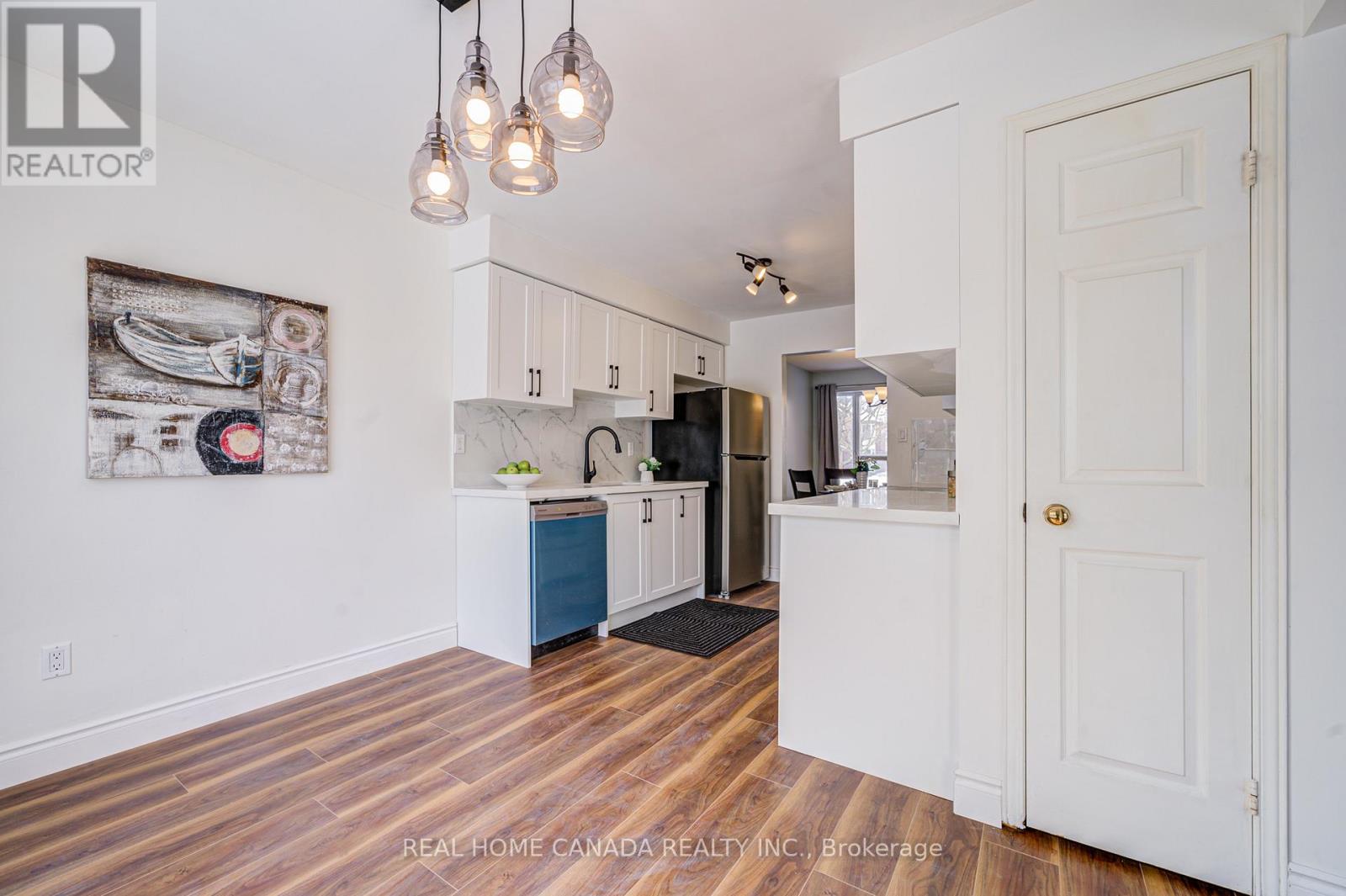 21 Hallen Road Property Photo 9