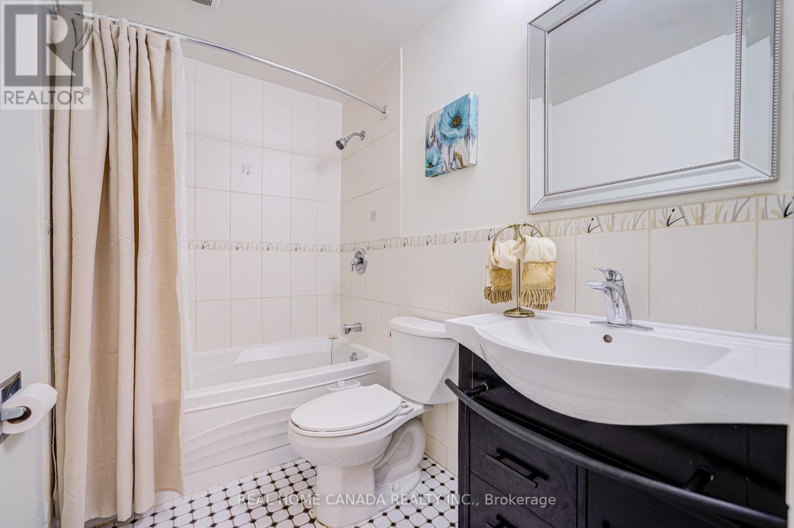 21 Hallen Road Property Photo 24