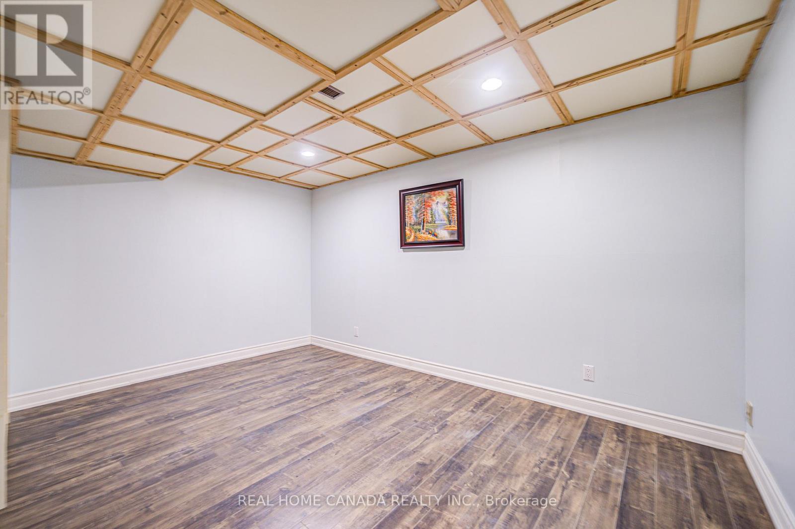 21 Hallen Road Property Photo 26