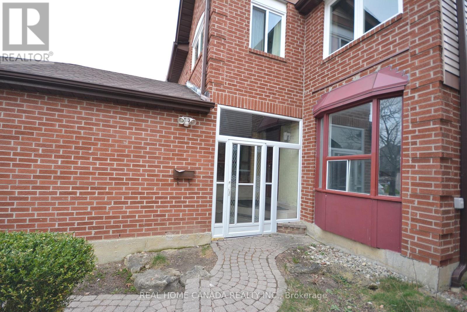 21 Hallen Road Property Photo 36