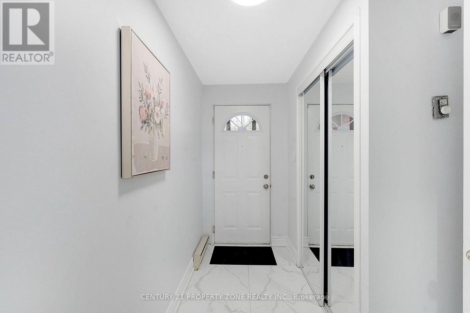 5 Briar Path Property Photo 2
