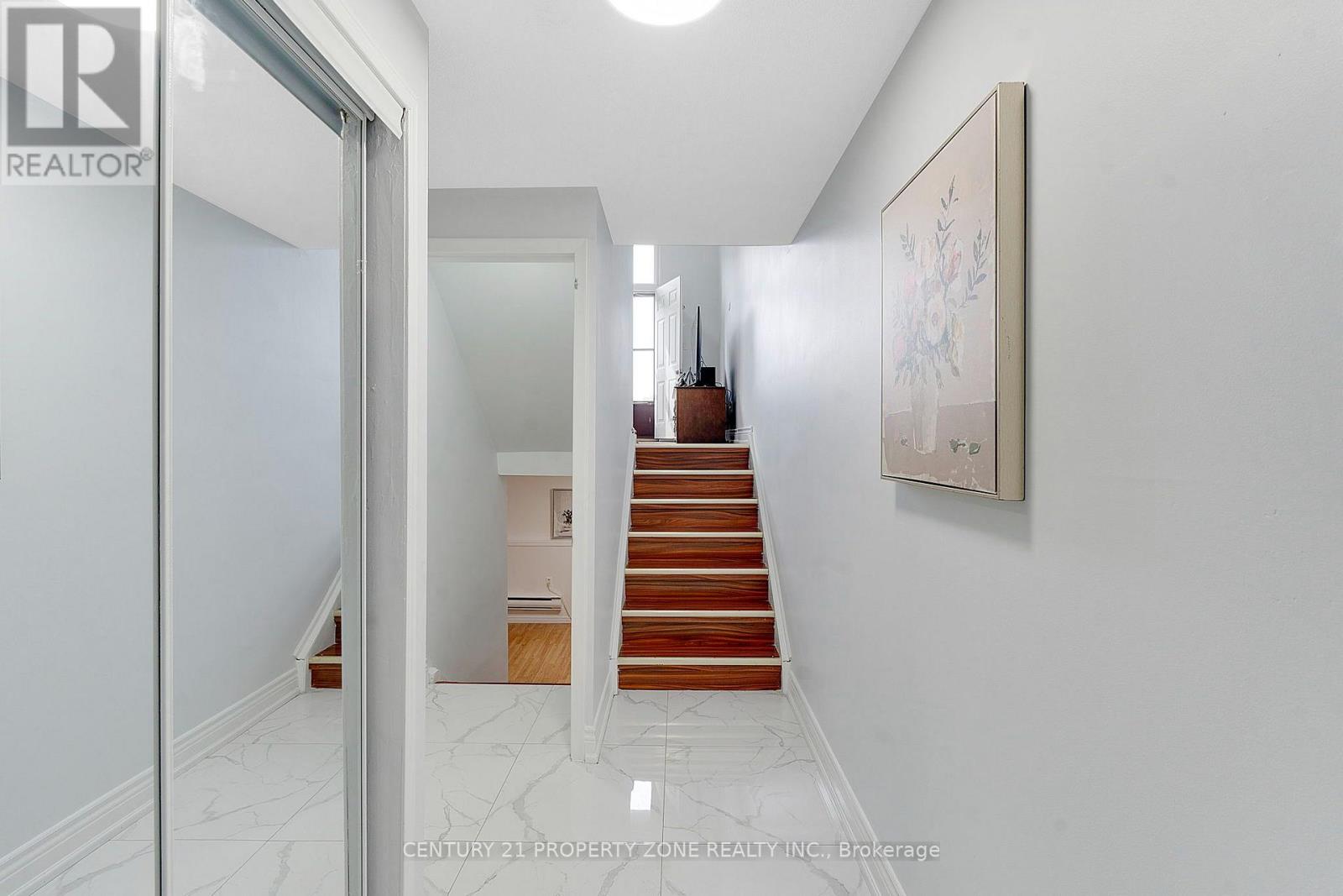 5 Briar Path Property Photo 24