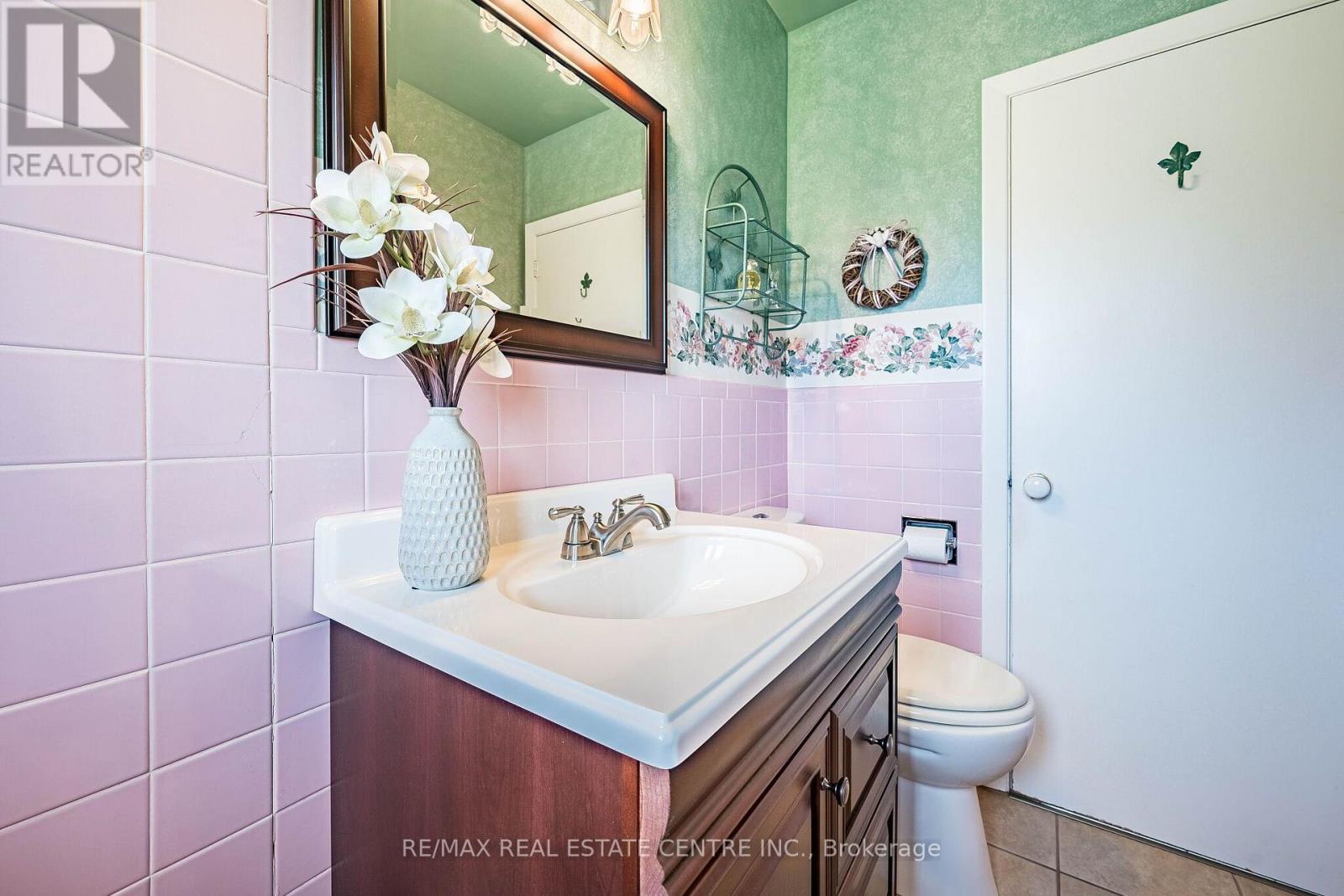 2591 Whaley Drive Property Photo 32