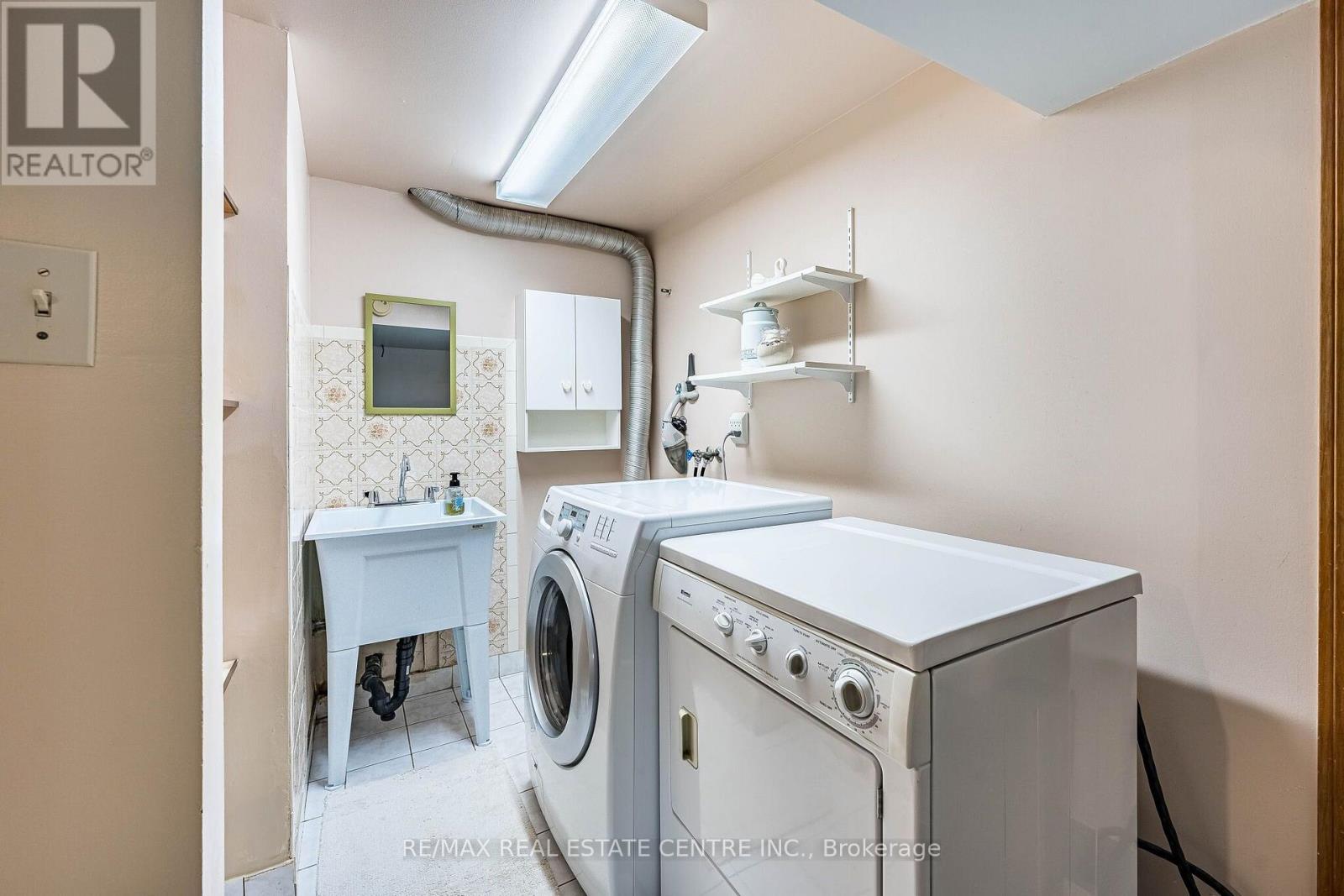 2591 Whaley Drive Property Photo 42