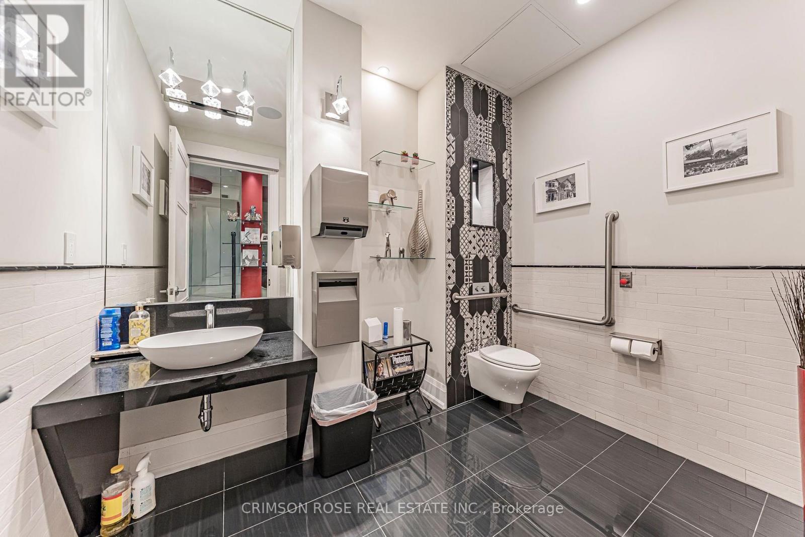 4 - 217 Speers Road Property Photo 15