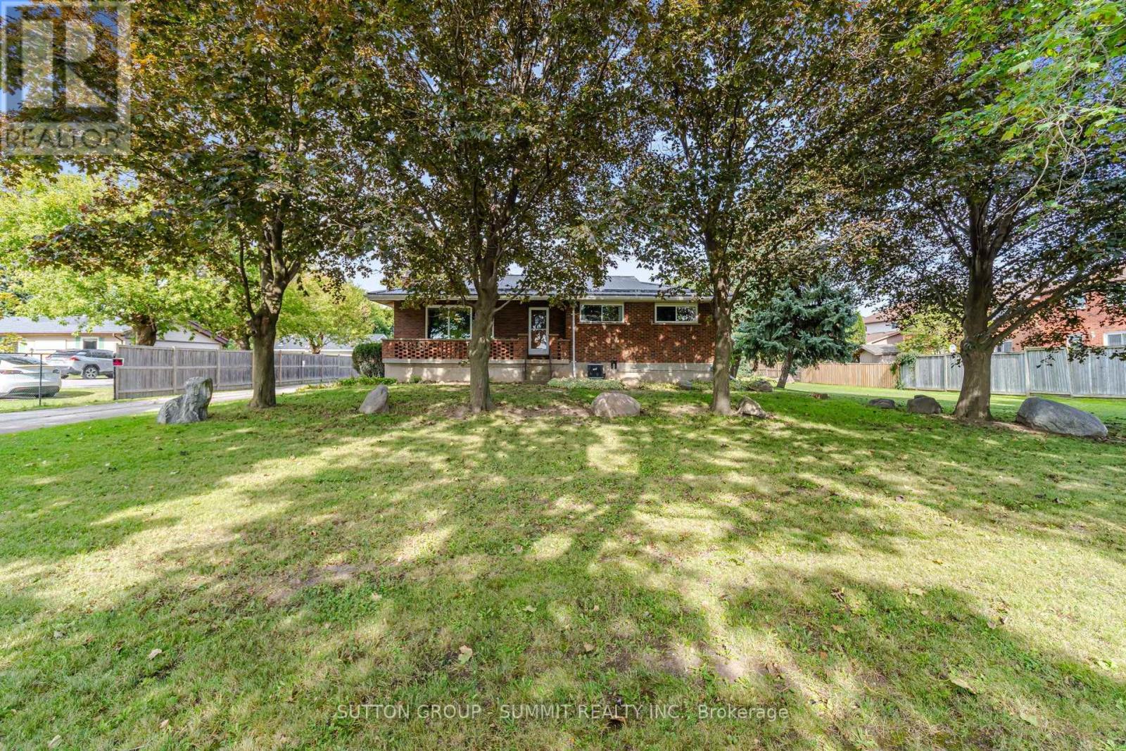 6543 Ninth Line Property Photo 1