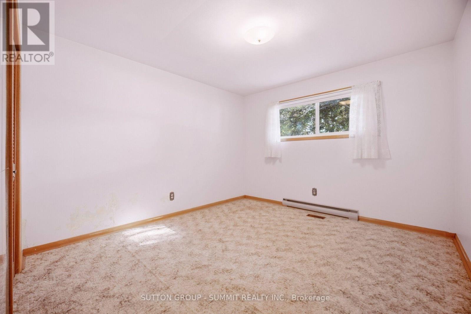 6543 Ninth Line Property Photo 12