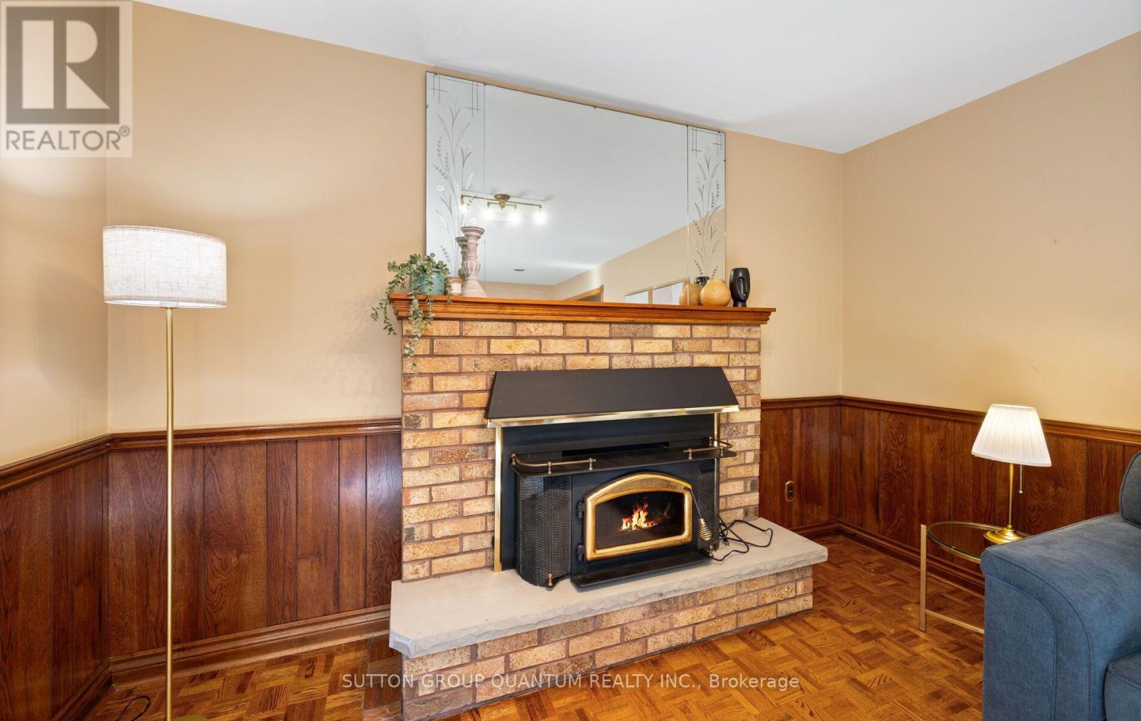 1896 Stoneybrook Court Property Photo 16