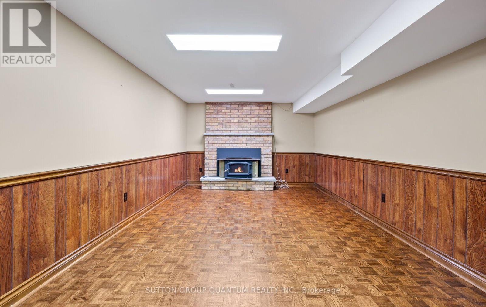 1896 Stoneybrook Court Property Photo 34