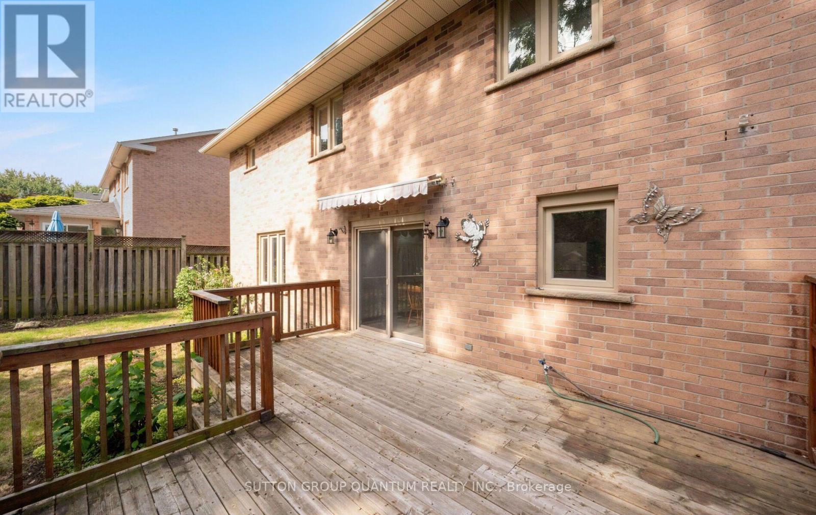 1896 Stoneybrook Court Property Photo 43