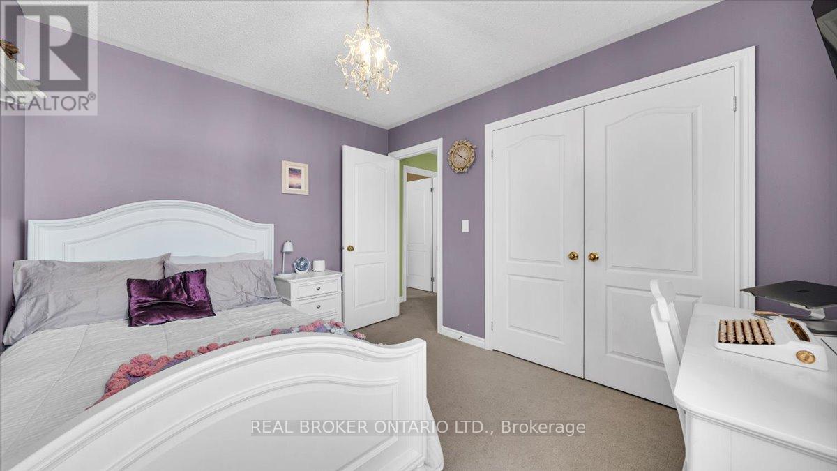 636 Serafini Crescent Property Photo 27