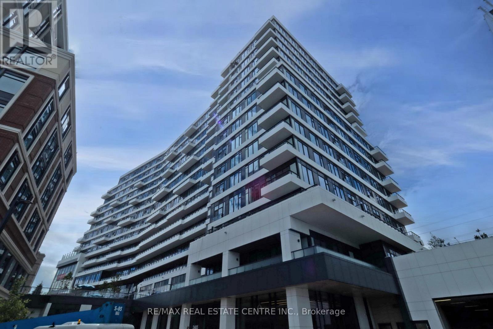 1221 - 2485 EGLINTON AVENUE W Property Photo 1