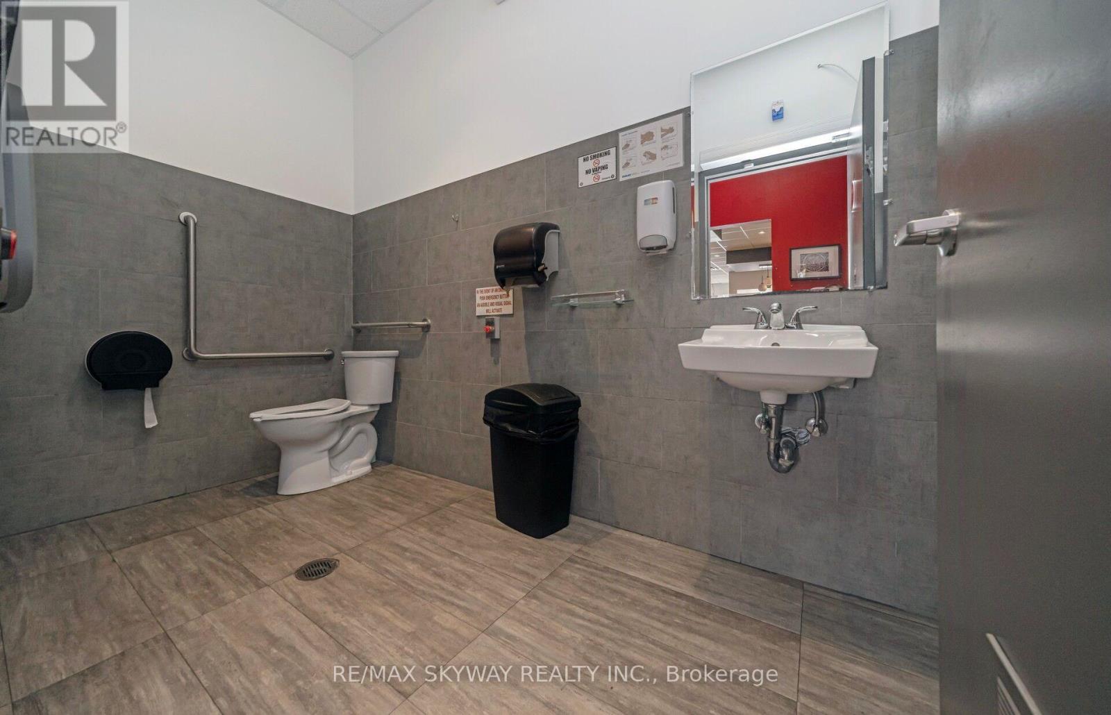 D113 - 4490 Fairview Street Property Photo 34