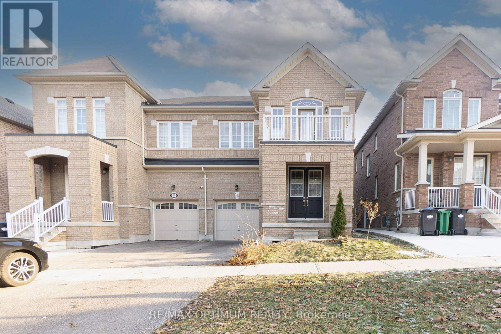 16 VEZNA CRESCENT Property Photo 1