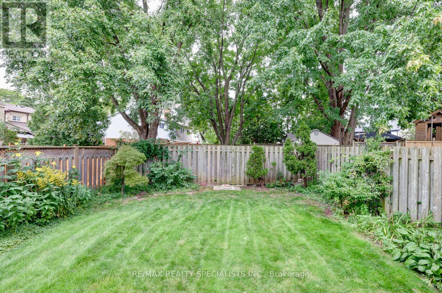 2442 Basswood Crescent Property Photo 34