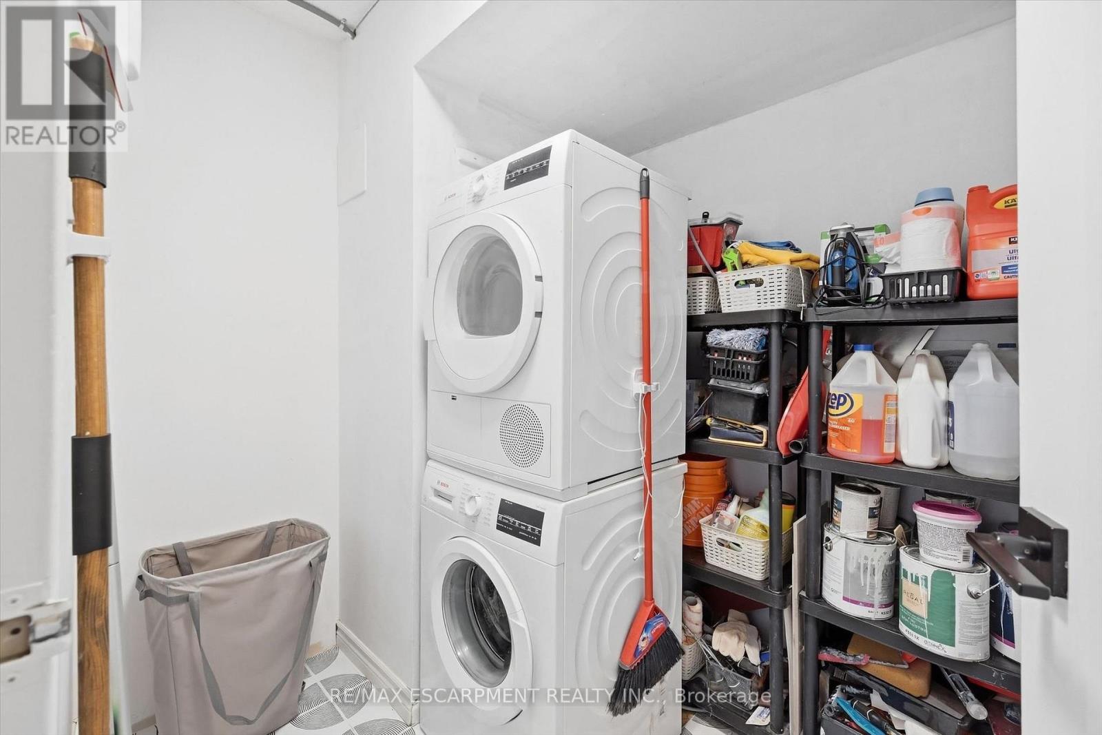 909 - 700 Dynes Road Property Photo 22