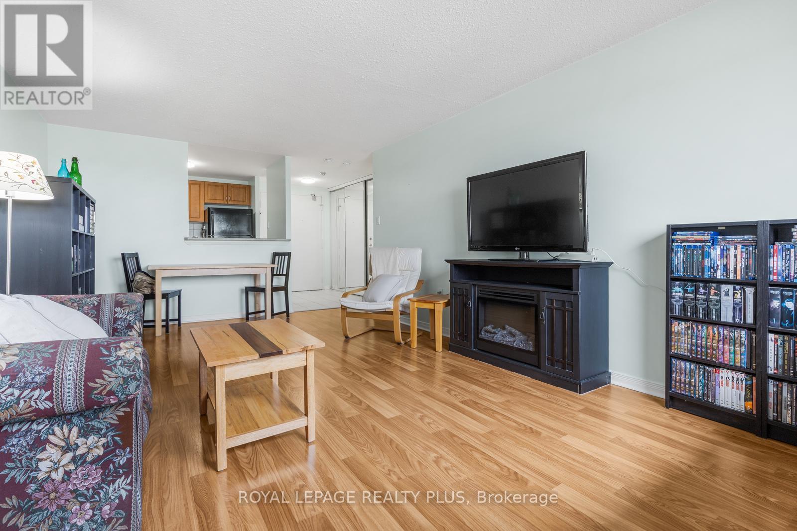 1012 - 6720 Glen Erin Drive Property Photo 12