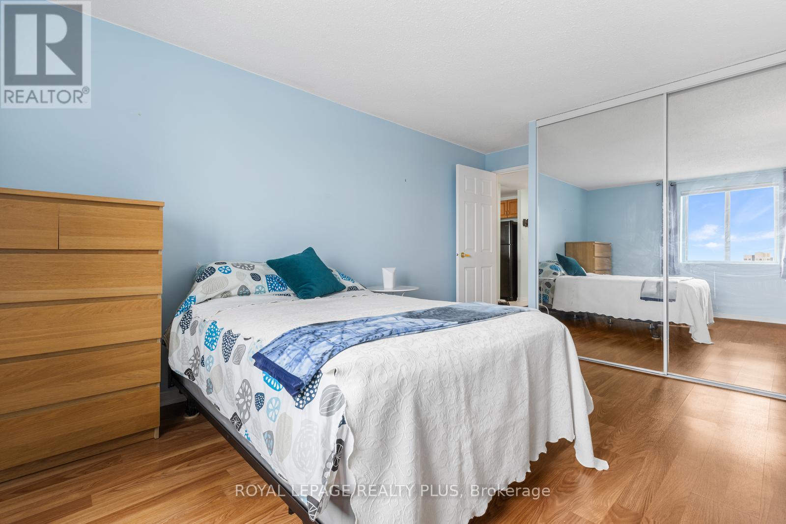 1012 - 6720 Glen Erin Drive Property Photo 15