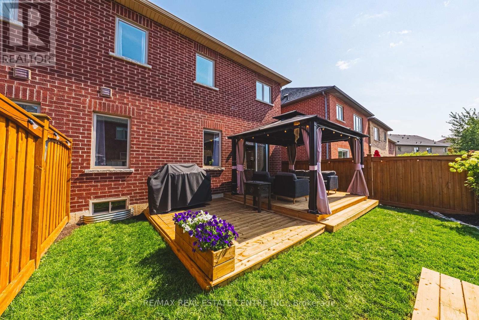 141 Lavery Heights Property Photo 34