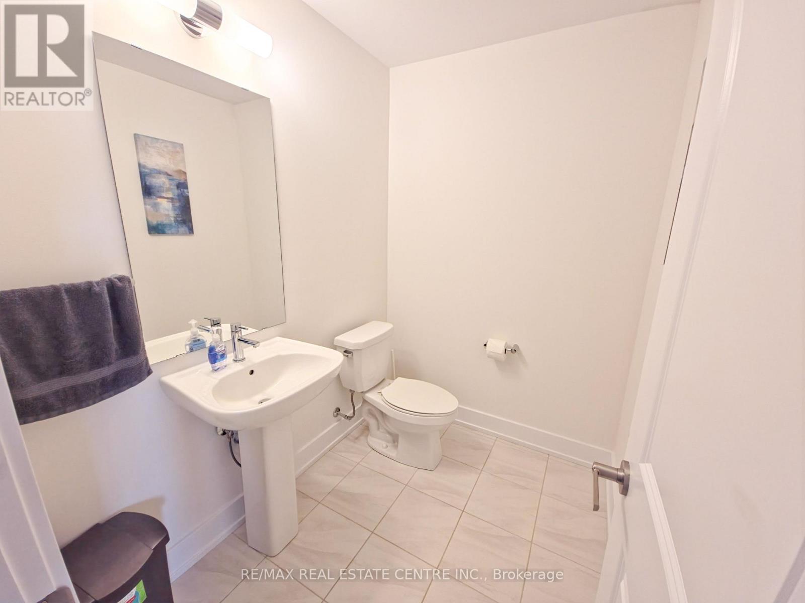 66 - 2273 Turnberry Drive Property Photo 6