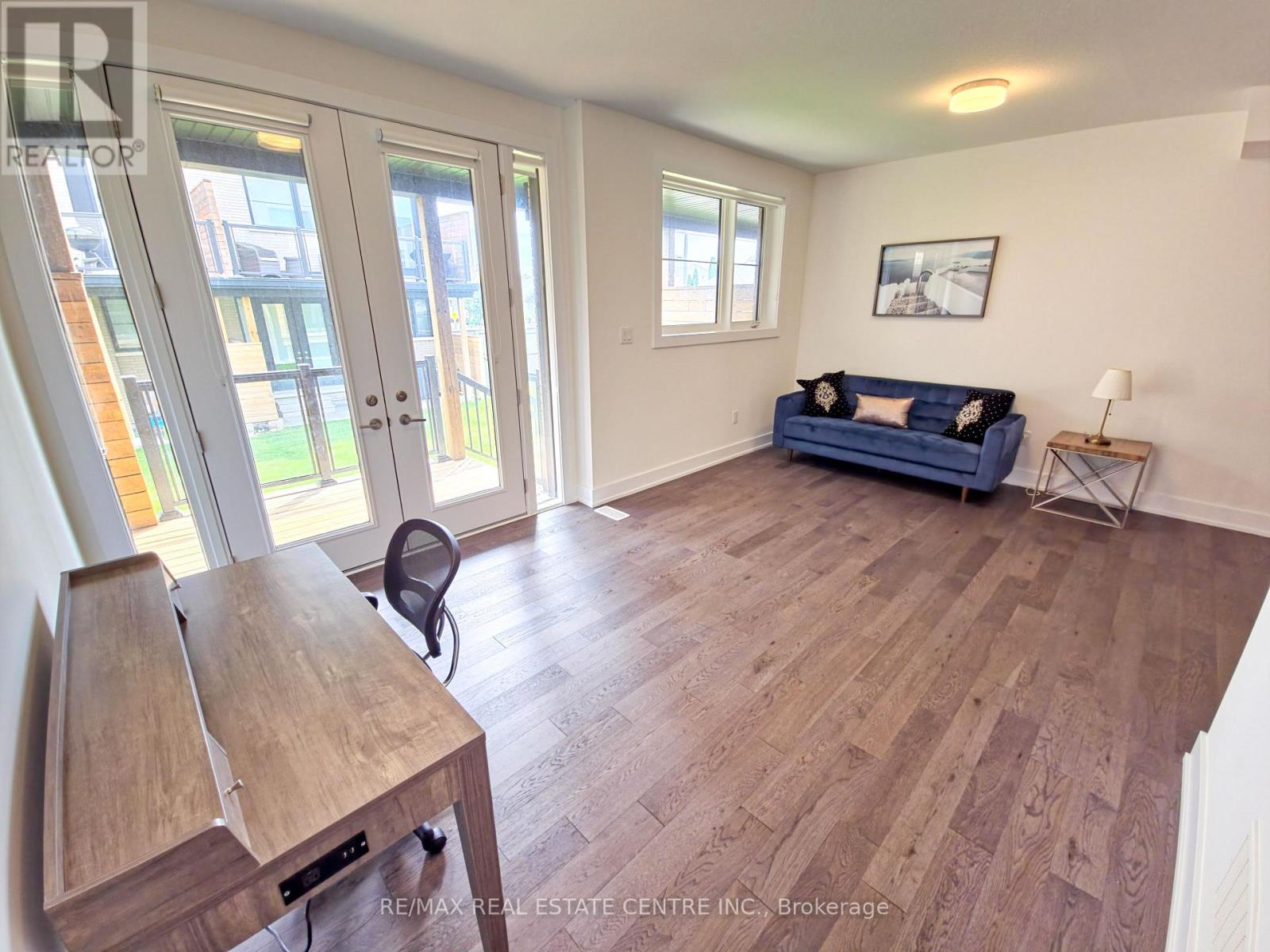 66 - 2273 Turnberry Drive Property Photo 8