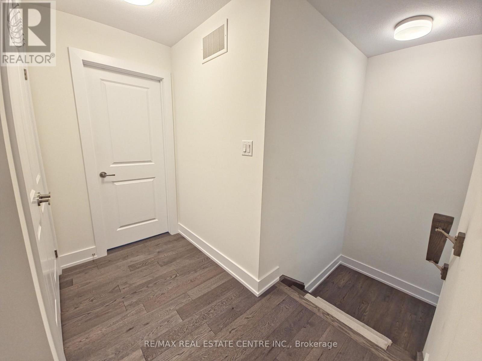 66 - 2273 Turnberry Drive Property Photo 24