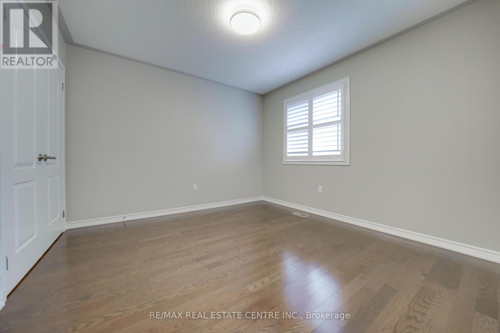 907 Etherington Way Property Photo 24